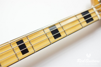Classic Vibe ‘70s Jazz Bass - 3 Color Sunburst